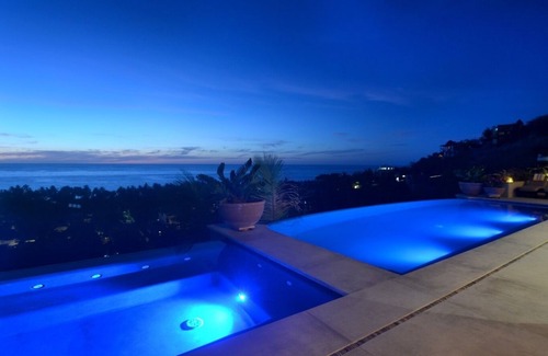 North End Villa | 5 Star Luxe, Ocean Views, Walk to Beach & Village, Full Staff, 8-10 BR Rates