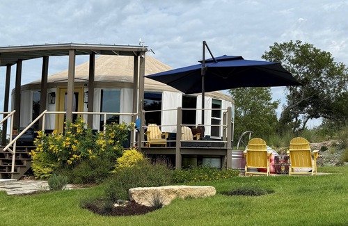 Dripping Springs Cottage | 5 Star Luxe Yurt Private Hot Tub & Stargazing