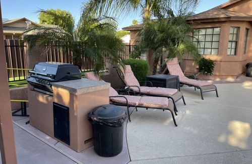 Peoria House | 5 star resort 4 bedroom, 3 bath,heated pool/spa, putting green,7 flat screen tvs