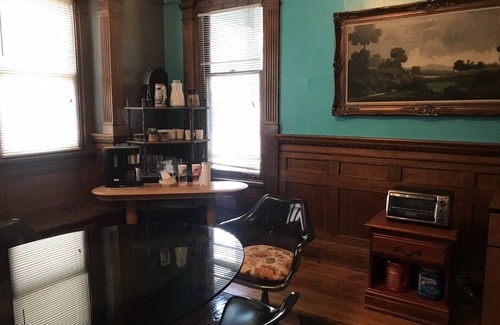 Erie House | 5 Star Victorian Mansion Downtown Erie