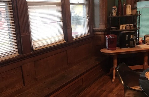 Erie House | 5 Star Victorian Mansion Downtown Erie