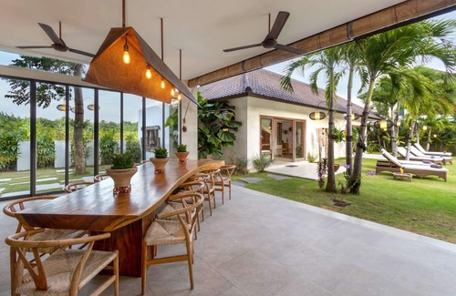 Seminyak Villa | 5 Star Villa in Bali, Minutes from the Beach, Bali Villa 2056