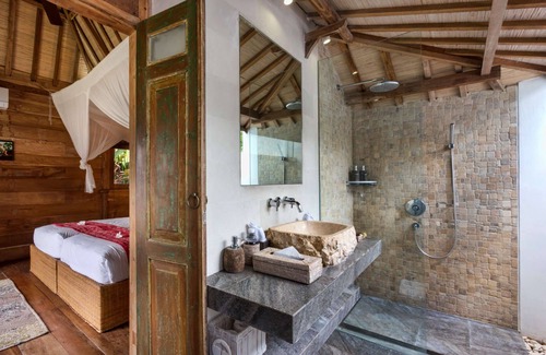 Seminyak Villa | 5 Star Villa in Bali, Minutes from the Beach, Bali Villa 2056