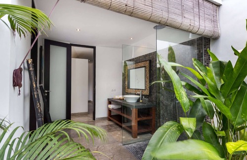 Petitenget Villa | 5 Star Villa in Bali, Minutes from the Beach, Bali Villa 2080