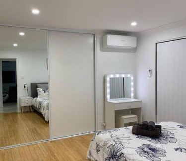 Beechboro House | 5 Swan Valley Special 3br 15 Bth