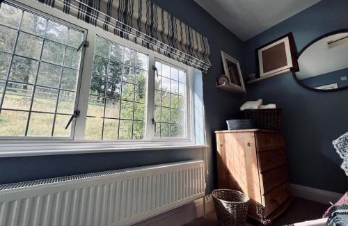 Pontsticill House | 5 - Taf Fechan Cottage Cosy Hideaway for Winter Breaks with Families and pets