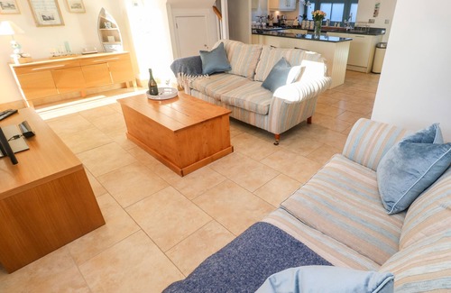Charlestown Cottage | 5 THE OLD SMOKEHOUSE, pet friendly, with a garden in Charlestown