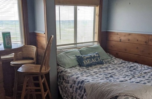 Oscoda Resort | #5-The Lazy Fish