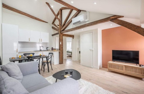 Faubourg-du-Roule Apartment | 5.two Bedrooms#champs Elysées#arc de Triomphe#ac