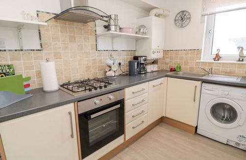 Burnmouth Cottage | 5 WEST WINDS, character holiday cottage in Burnmouth