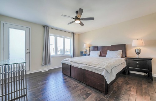 Alderwood House | 5-Year New 5-Bedroom Semi-detached House C lose To Downtown and, Fully Furnished