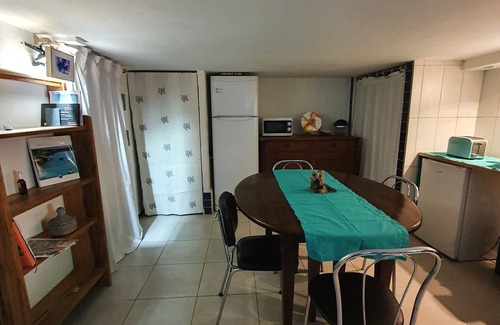 Figari Apartment | 50 m2 basement apartment (ceiling height 1.80 m)