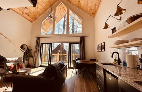 Gatlinburg - Pigeon Forge Cottage | 50 Minutes from UT Football - 3