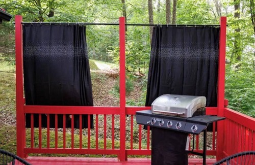Lobelville Cabin | 50 Shaydes of Play