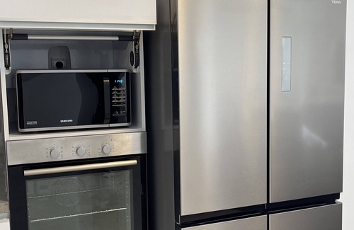 Bat Yam Apartment | 50 steps from the beach ! family Apartment with 3 bedrooms