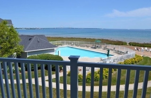 Mackinaw City Condo | 50 Tip of the Mitten