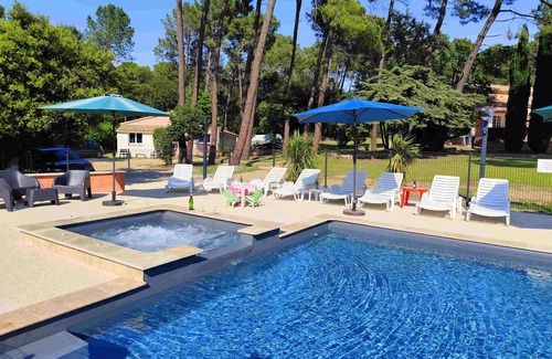 Bollene Villa | 500m² Provencal villa in the Vaucluse, with swimming pool on 1.6ha (25 pers max)