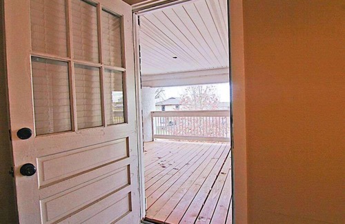 Florence Apartment | 501#A - Historical Downtown w/Modern amenities!