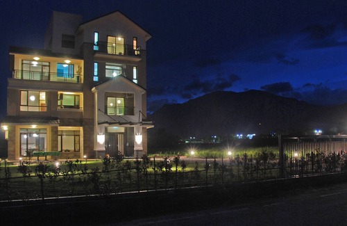 Ji'an Bed & Breakfast | 501 Hill view quadruple room - Hualien