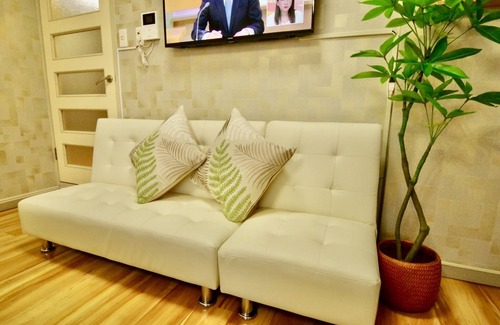 Namba Apartment | 502 6 minutes walk from Nihonbashi station Walk - 502/Osaka Ōsaka