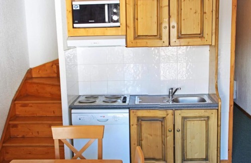 Val Cenis Apartment | 50m from ski slopes, fitness, swimming pool, balcony, tv, 30m², Val Cenis