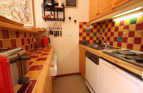Vallandry Apartment | 50m from resort center, 3rd floor, view mountain, balcony, tv, ski locker, 23m², Peisey-Vallandry