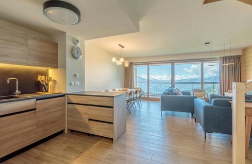 Arc-1600 Apartment | 50m from ski slopes, 3rd floor, view valley, fitness, swimming pool, sauna, hammam, balcony, parking