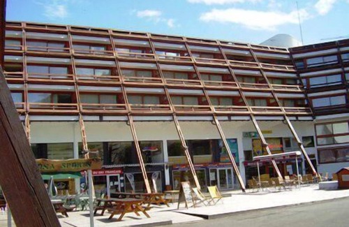 Arc-1600 Apartment | 50m from ski lifts, 6th floor, balcony, tv, ski locker, 33m², Les Arcs