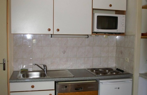 Prapoutel Apartment | 50m from ski slopes, balcony, parking, tv, ski locker, 28m², Les 7 Laux