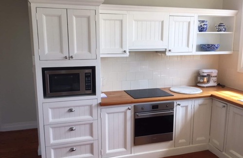 Catherine Hill Bay House | 50m to beach patrol flags- ocean views - Nat. Park views - whales - open fire