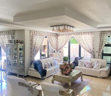 Trawal House | 51 on Regency