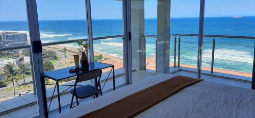 Umdloti Apartment | 511 Umdloti Resort beachfront 1bed Self catering Apartment sea View