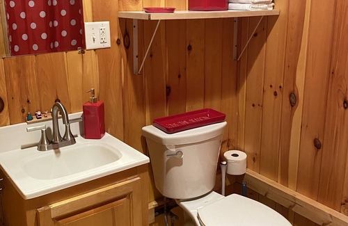 Rockland Cabin | 52 on 3, a Cozy cabin. Endless nature adventures!