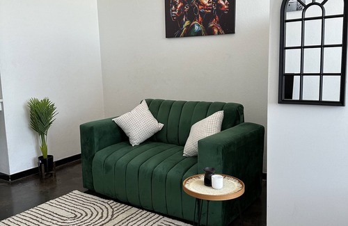 Downtown Johannesburg Apartment | 521 CityView Poised Paleis