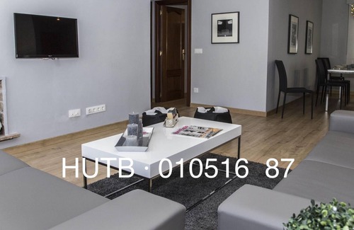 La Maternitat i Sant Ramon Apartment | 53. Futbol B31 Apartment