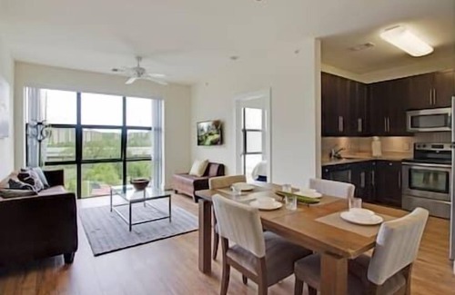 Old Town Alexandria Apartment | 532 · Live Well | Relax | Cozy | Old Town | 2 Bedrooms