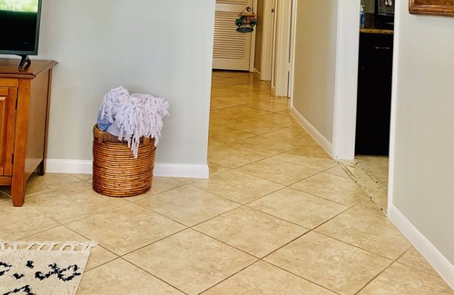 Naples Park House | 535 PERFECT NAPLES - Only Steps to the Beach *****