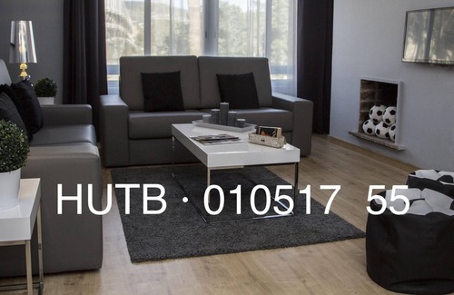 La Maternitat i Sant Ramon Apartment | 54. Futbol B32 Apartment