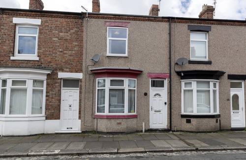 Darlington House | 55 Barron St.