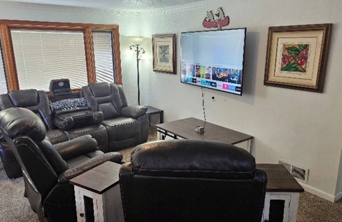 Littleton House | 55%off for 29day booking Charming Light Blue 4 bedrooms 2 baths house Littleton