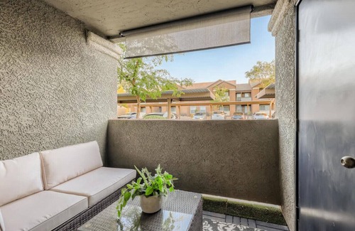 Silverado Ranch Condo | 555 E Silverado Ranch #1158