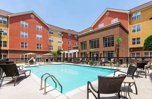 Shreveport Hotel | 56 m² Hotel ∙ 3 bedrooms ∙ 127 guests