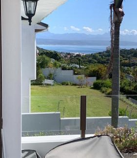 Plettenberg Bay House | 56 Robberg Road Plettenberg Bay