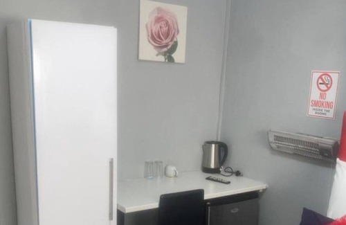 Parow Apartment | 57 On Wynne- DELUXE UNIT 2