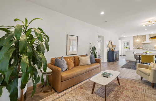 Roselawn Finance House | 5723 Ridge Road · The Greenhouse | Pleasant Ridge