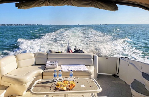 Seybold Boat Rental | 58' Luxury Yacht for Rent in Miami