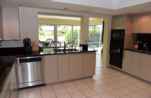 Longboat Key House | 581 Yardarm Lane by FGC