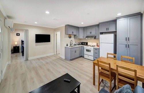 Tarzana House | 5843 VANALDEN A.D.U With all of the amenities included