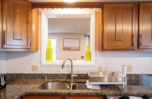 Medford Apartment | 597 - 5BR Medford - Cozy Stay near Stone Zoo