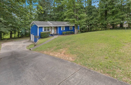 Church Street House | 5BD/2BTH Home Near Hartsfield Jackson Airport